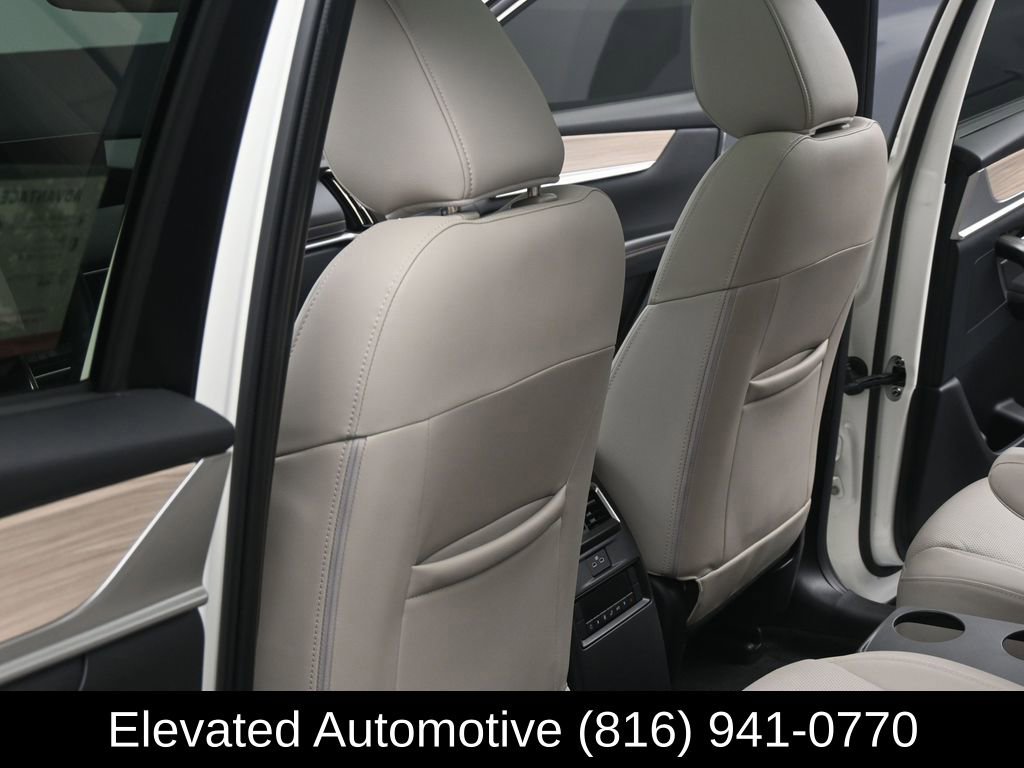 Used 2024 MAZDA CX-90 3.3 Turbo w/ Premium Package image 19