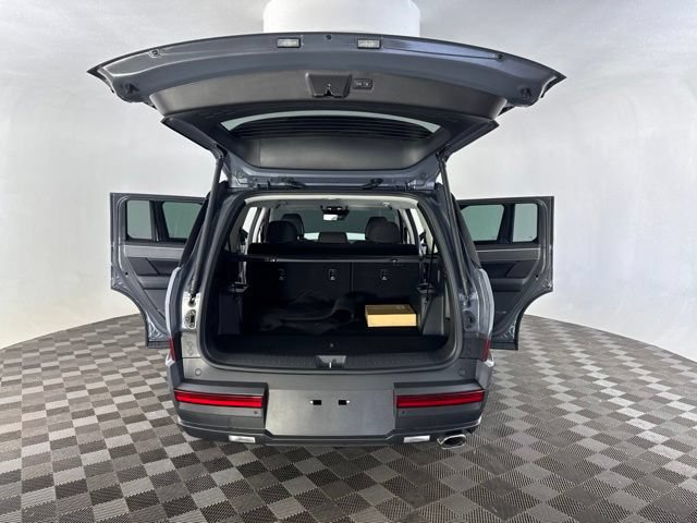 Used 2025 Hyundai Santa Fe SE AWD/4WD image 15