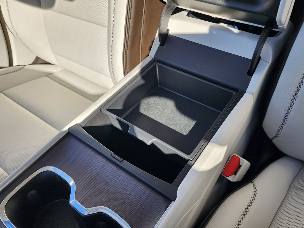 New 2026 GMC Acadia Denali w/ Super Cruise Package image 37