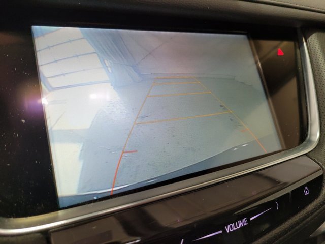 Used 2018 Cadillac XT5 Luxury w/ Driver Awareness Package image 11