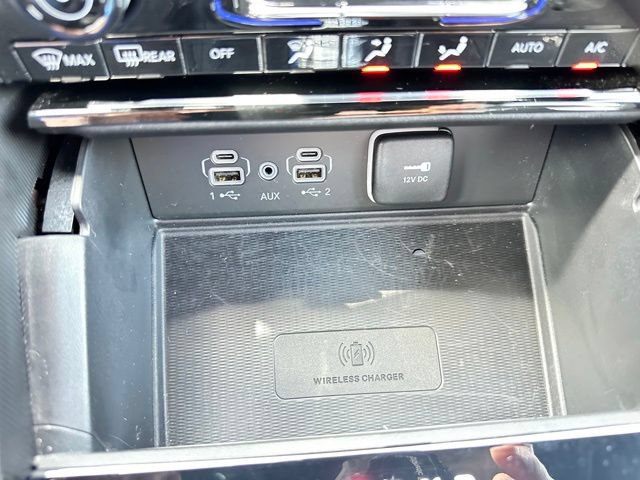 Used 2024 Jeep Grand Cherokee Altitude AWD/4WD image 15