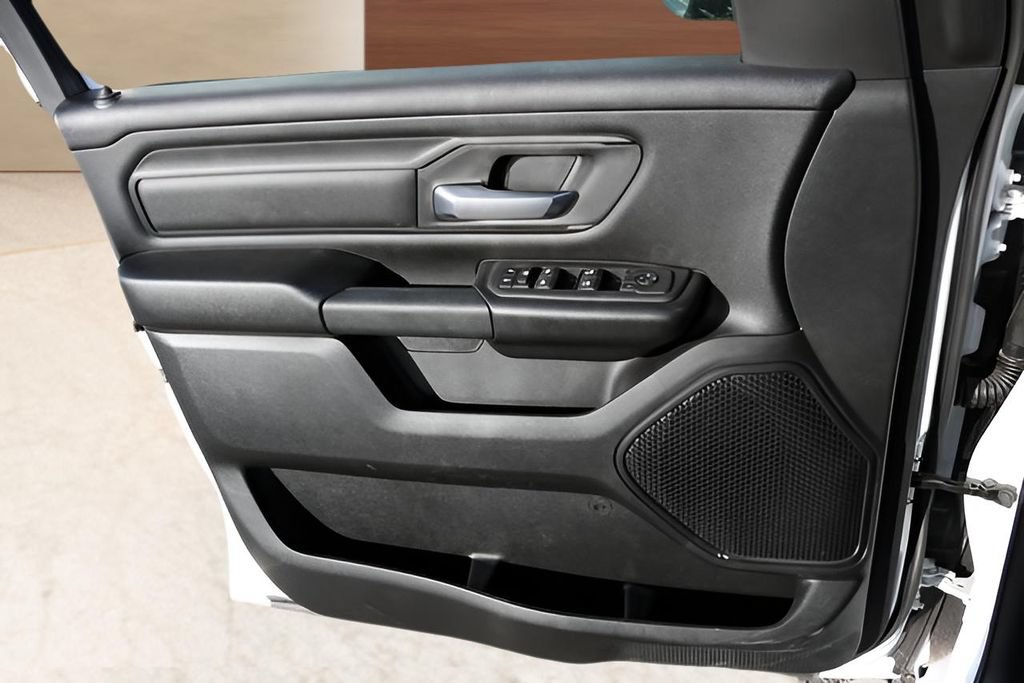 New 2026 RAM 1500 Express AWD/4WD image 10