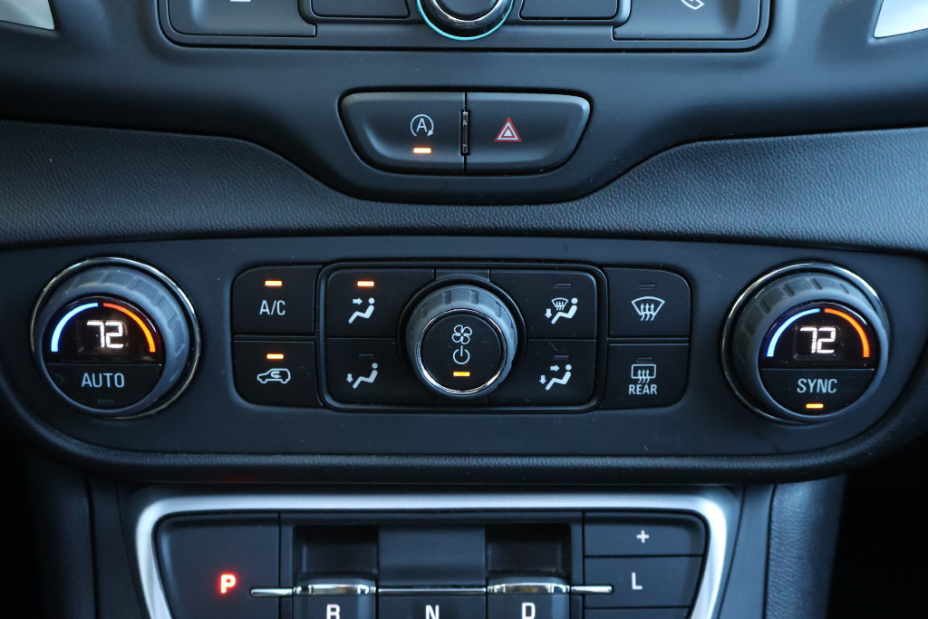 Certified 2023 GMC Terrain SLE w/ Driver Convenience Package FWD image 20
