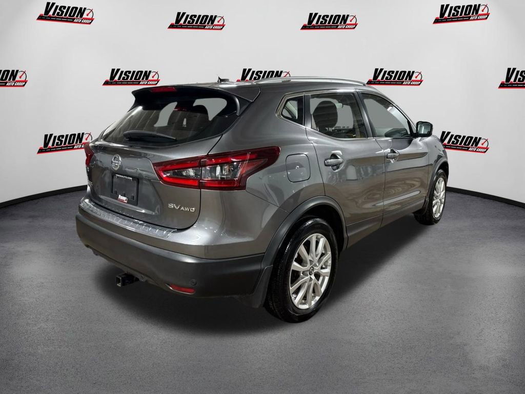 Used 2020 Nissan Rogue Sport SV image 5