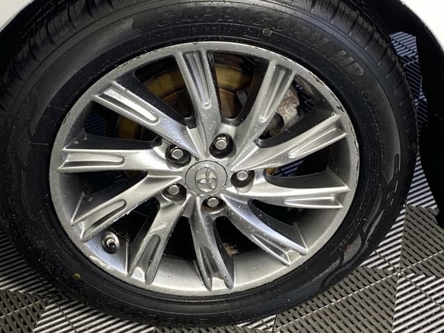 Used 2012 Toyota Camry LE FWD image 27