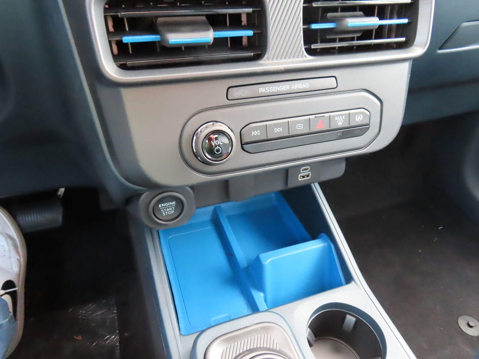 New 2026 Ford Maverick XLT image 12