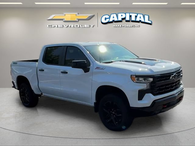 Used 2025 Chevrolet Silverado 1500 LT Trail Boss w/ Convenience Package II AWD/4WD image 7