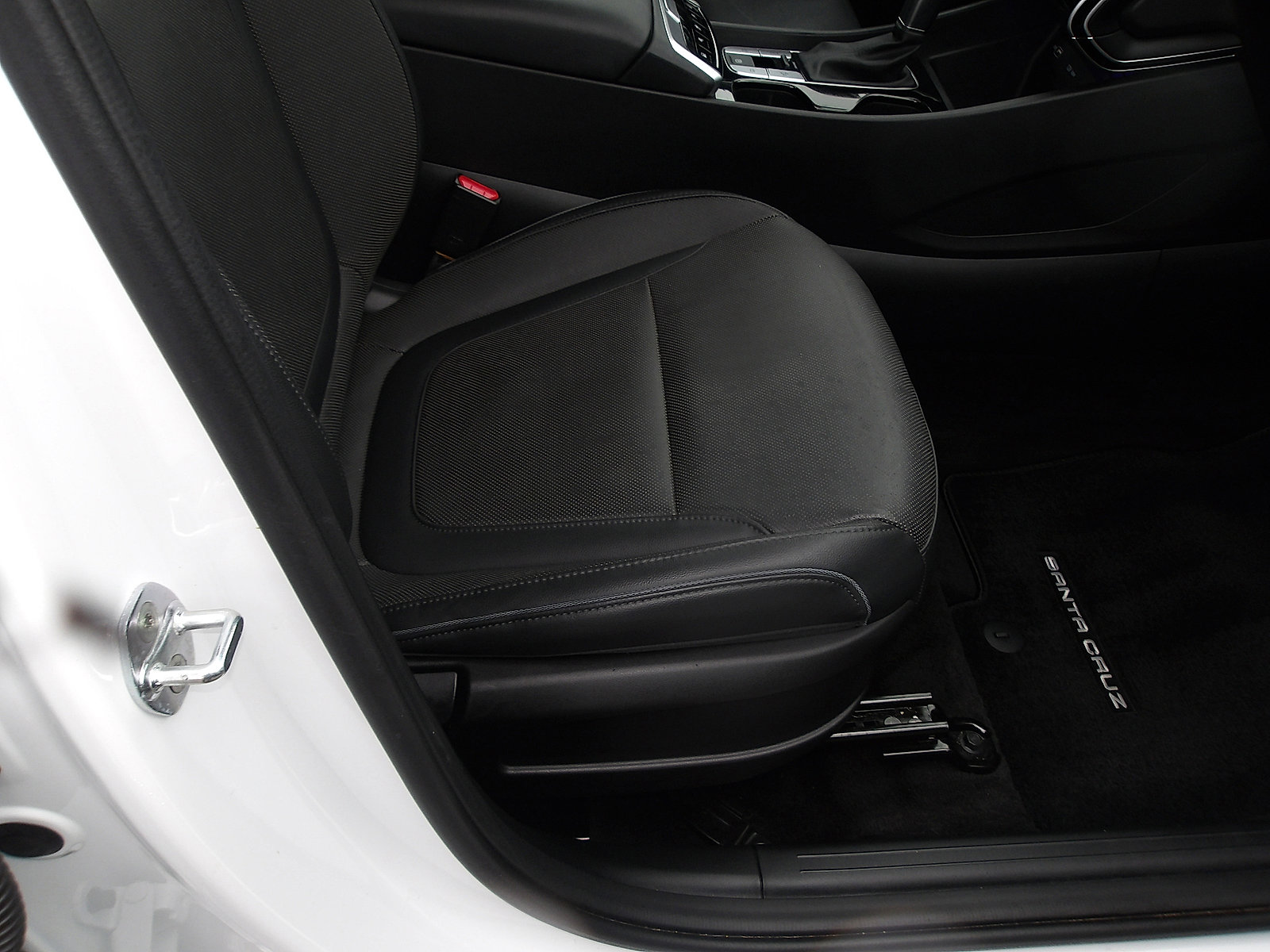 Certified 2022 Hyundai Santa Cruz Limited image 10