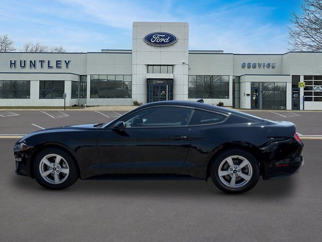 Used 2020 Ford Mustang Coupe RWD image 6
