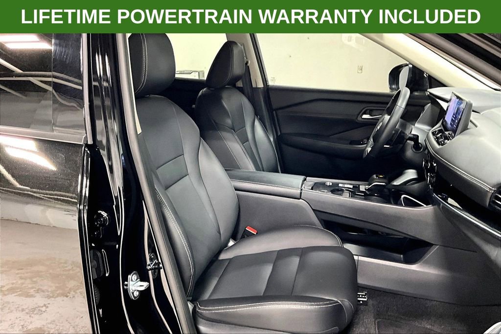 Used 2024 Nissan Rogue SL w/ SL Premium Package image 10