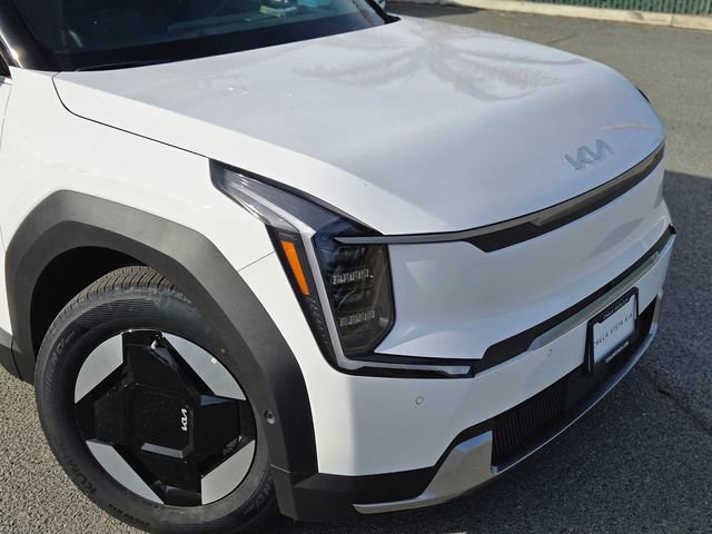 New 2026 Kia EV9 Wind image 3