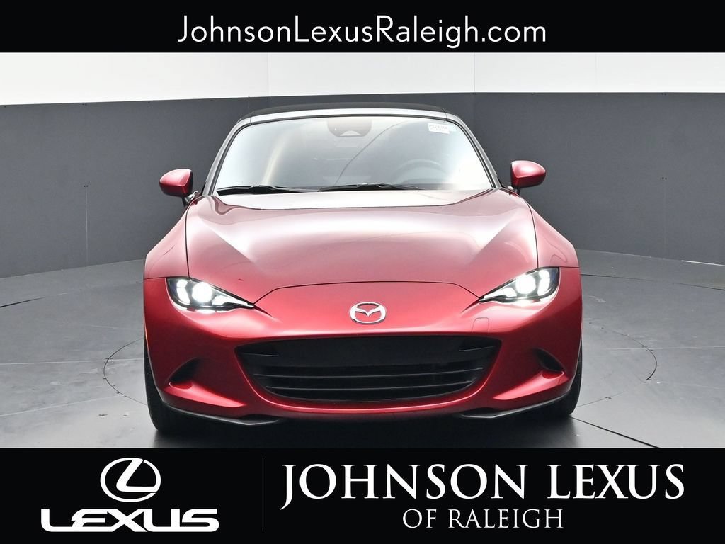 Used 2024 MAZDA MX-5 Miata Grand Touring RWD image 4
