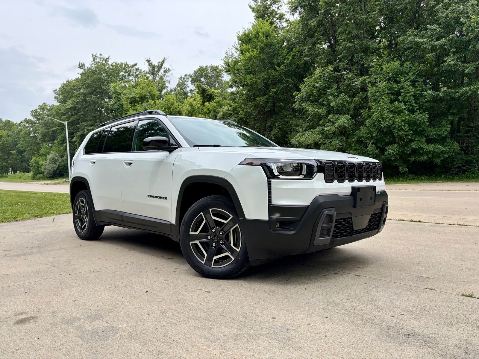 New 2026 Jeep Cherokee Limited AWD/4WD image 1