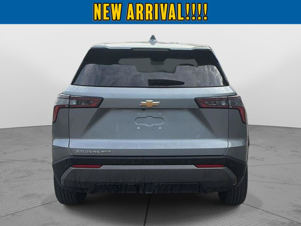 Used 2026 Chevrolet Equinox LT AWD/4WD image 4