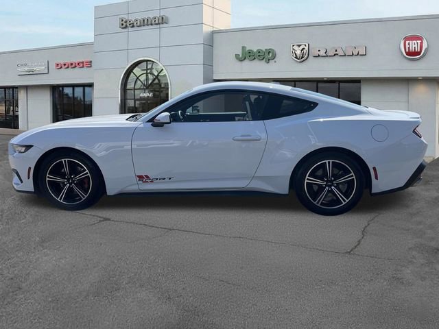 Used 2024 Ford Mustang Premium image 4
