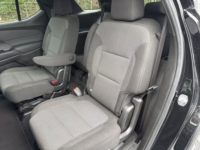 Used 2023 Chevrolet Traverse LT image 23