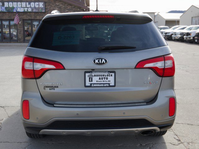 Used 2015 Kia Sorento SX image 4