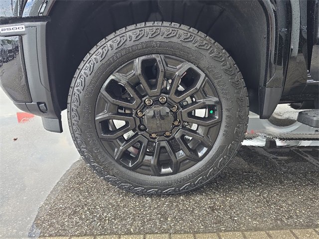 New 2025 GMC Sierra 2500 Denali w/ Denali Reserve Package image 29