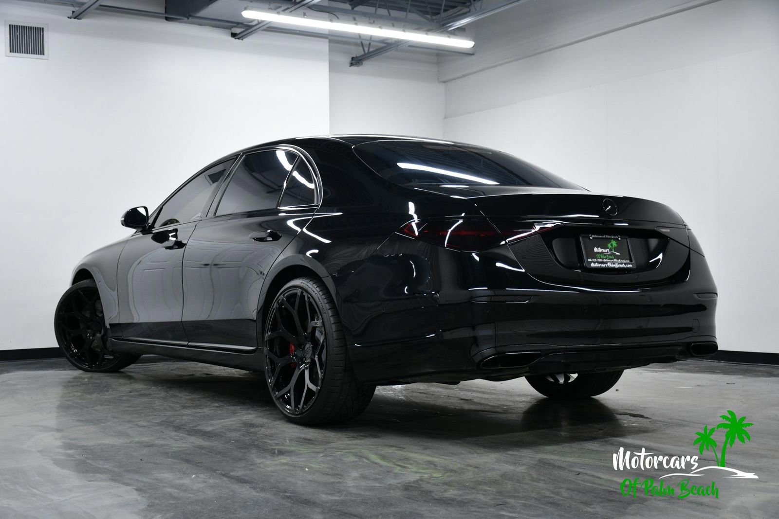 Used 2023 Mercedes-Benz S 500 4MATIC image 4