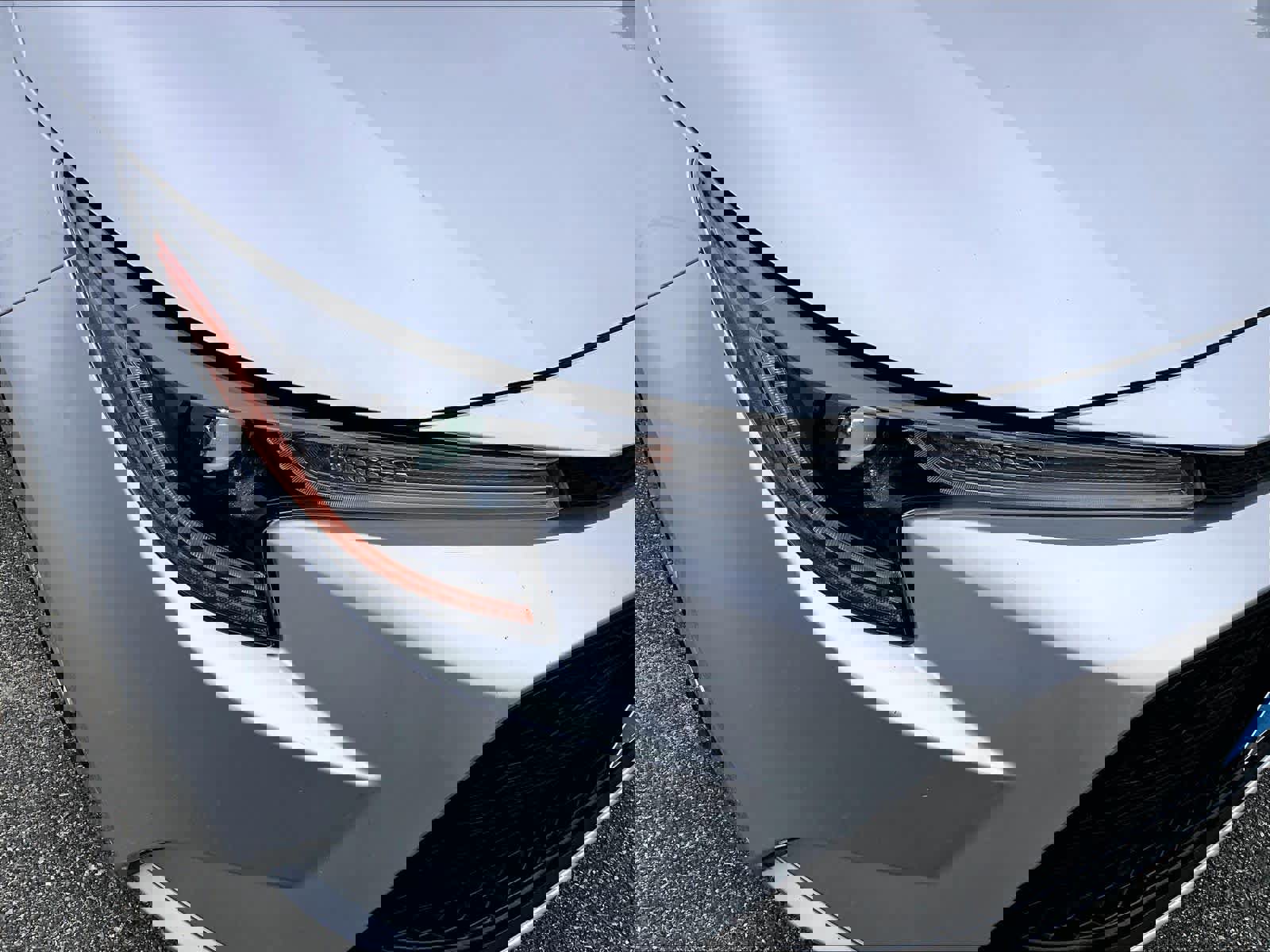 Used 2022 Toyota Corolla LE image 32