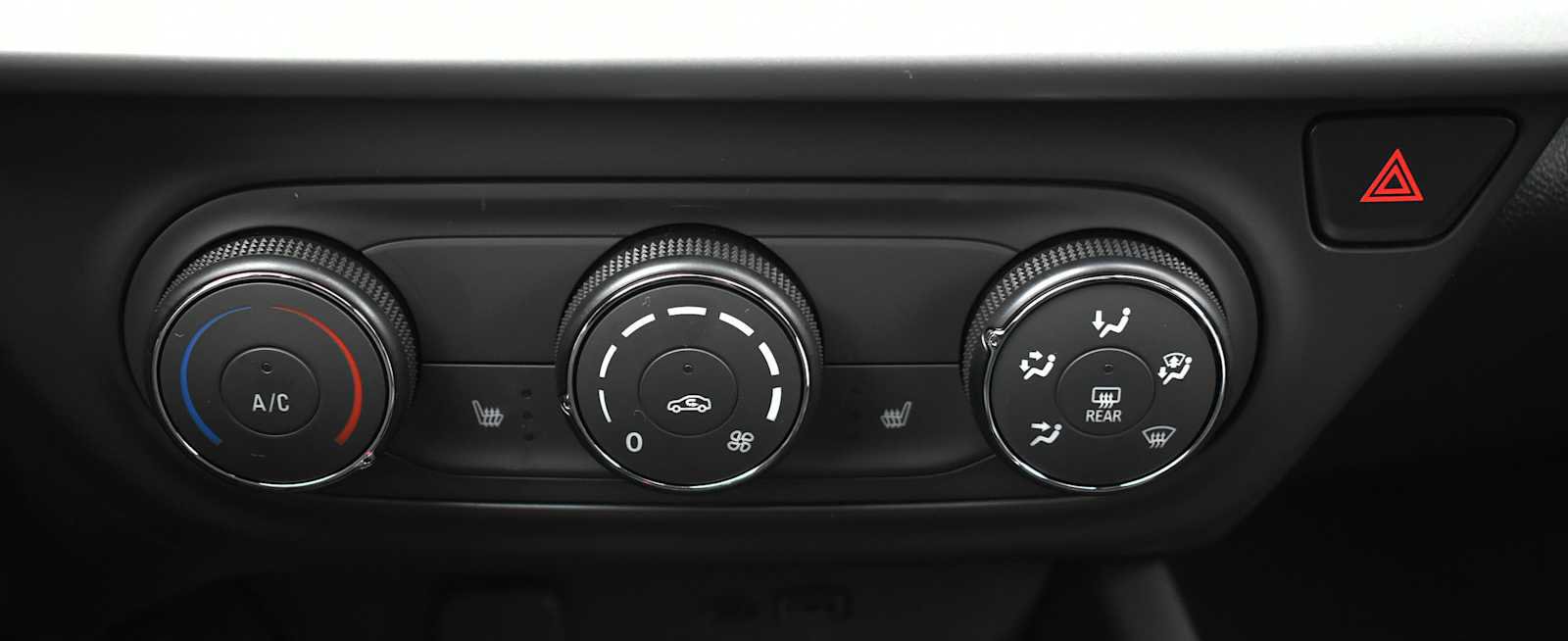 New 2026 Chevrolet Trax RS w/ Driver Confidence Package image 18