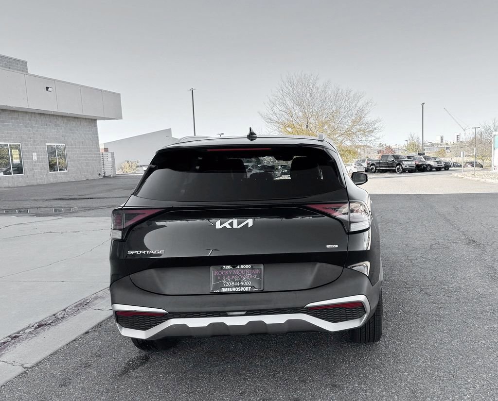 Used 2023 Kia Sportage EX image 7