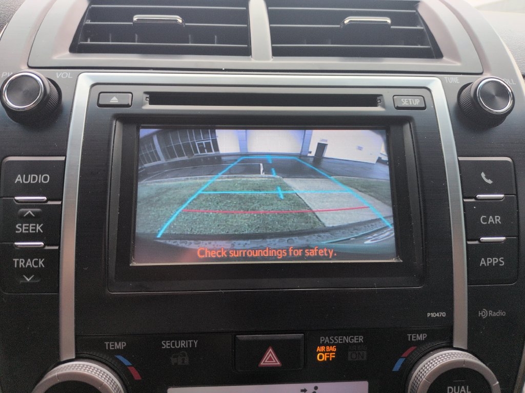 Used 2014 Toyota Camry XLE w/ Leather Package FWD image 21