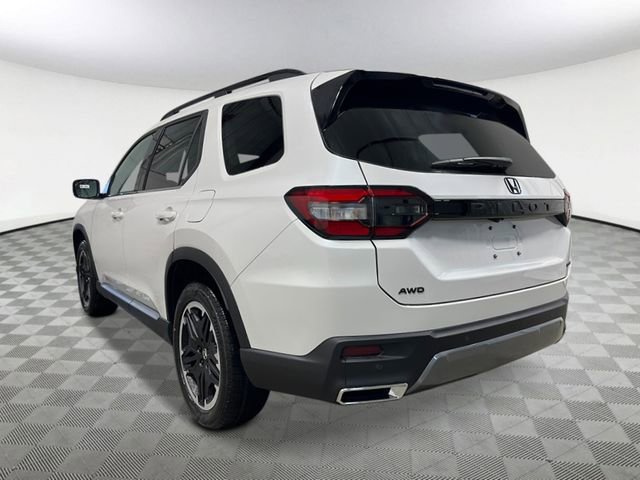 New 2026 Honda Pilot Touring image 4