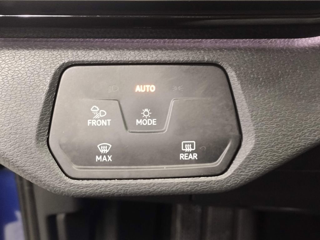 Used 2022 Volkswagen ID.4 Pro S image 26