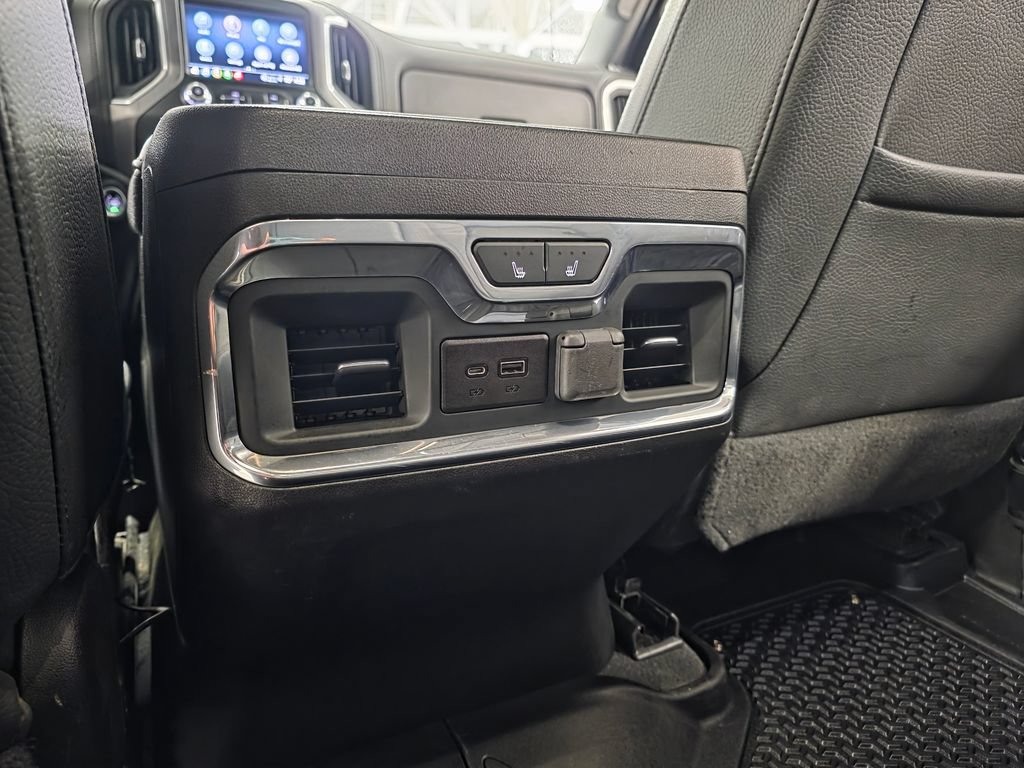 Used 2023 GMC Sierra 3500 Denali w/ Denali Black Diamond Edition AWD/4WD image 11
