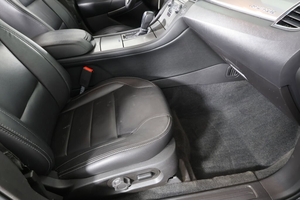 Used 2017 Ford Taurus SEL image 26