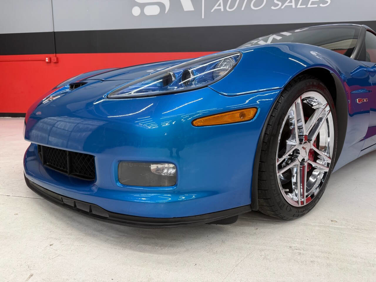 Used 2008 Chevrolet Corvette Z06 w/ Preferred Equipment Group RWD image 4