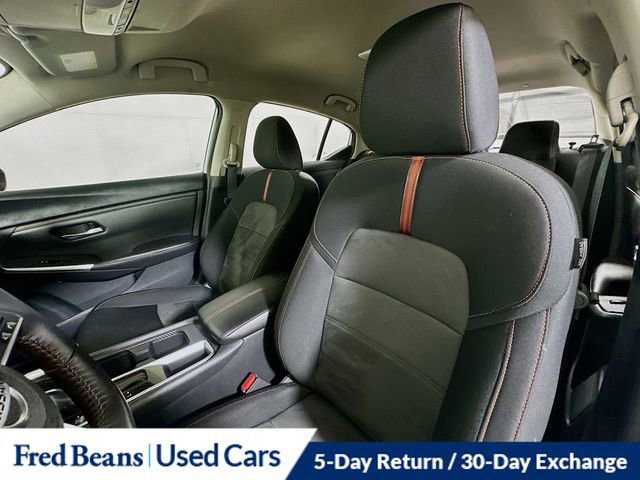 Used 2023 Nissan Sentra SR w/ Midnight Edition Package FWD image 20