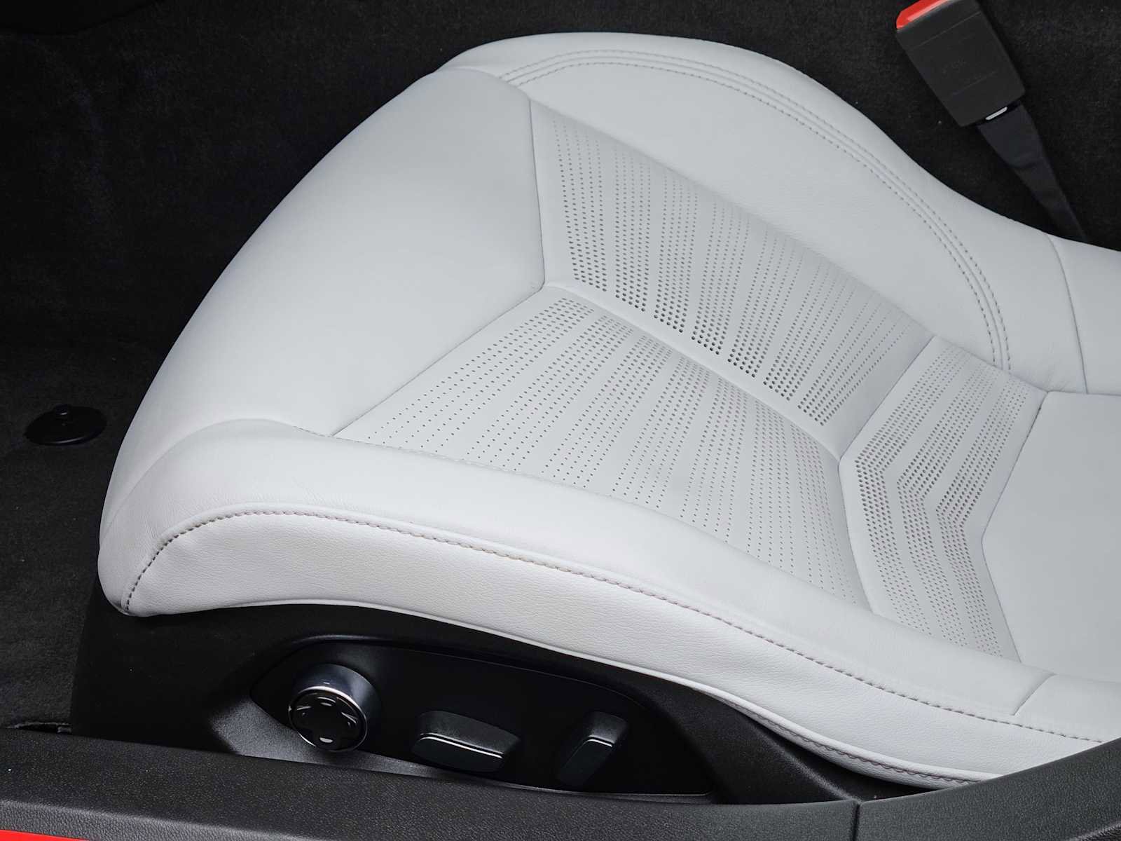 Used 2022 Chevrolet Corvette Stingray Premium Cpe RWD image 23