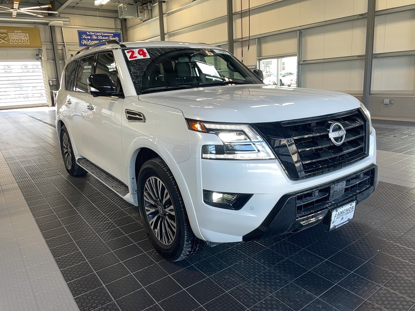 Certified 2024 Nissan Armada SL w/ Midnight Edition Package image 1