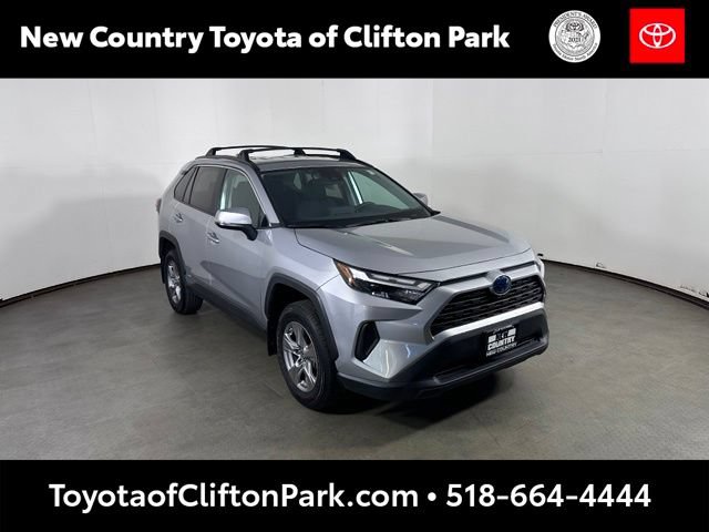 Used 2023 Toyota RAV4 LE AWD/4WD image 1
