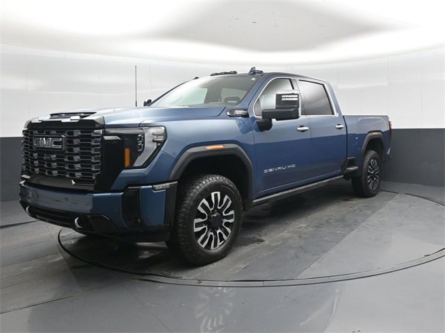 Used 2025 GMC Sierra 2500 Denali Ultimate image 8