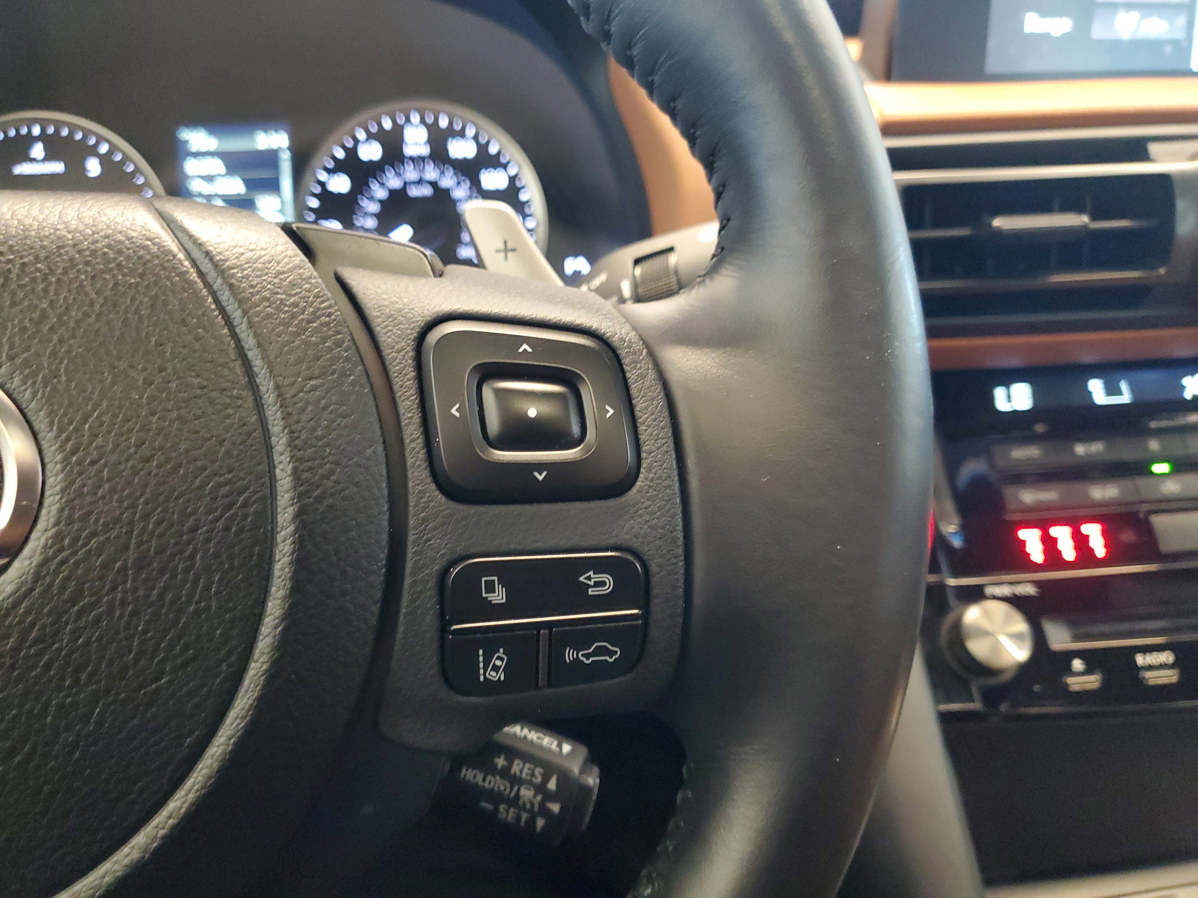 Used 2025 Lexus IS 350 F Sport image 26