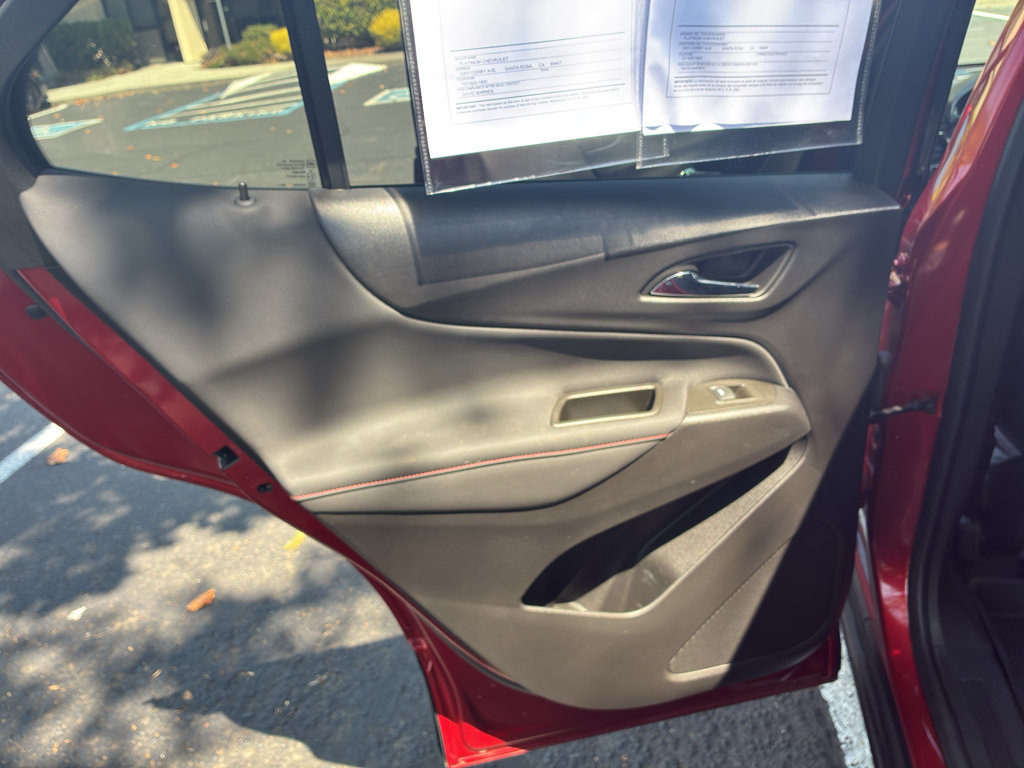 Used 2023 Chevrolet Equinox RS FWD image 38