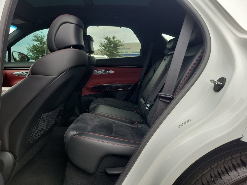 Used 2022 Genesis GV70 3.5T Sport w/ Sport Prestige Package AWD/4WD image 11