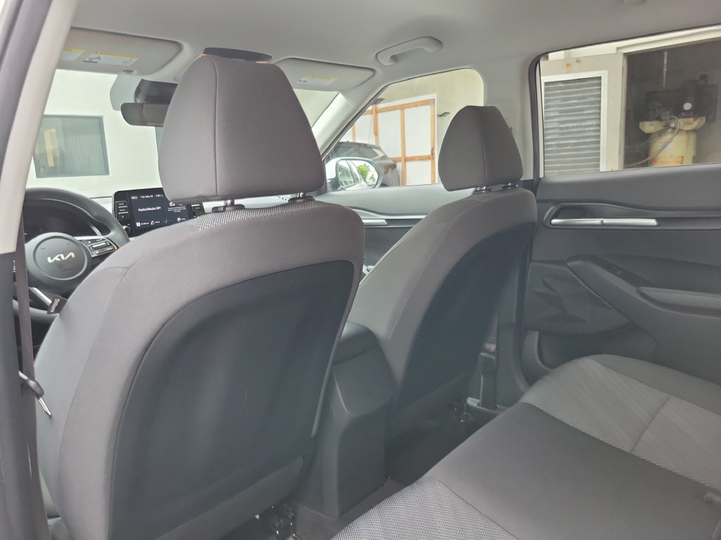 Certified 2023 Kia Seltos LX AWD/4WD image 13