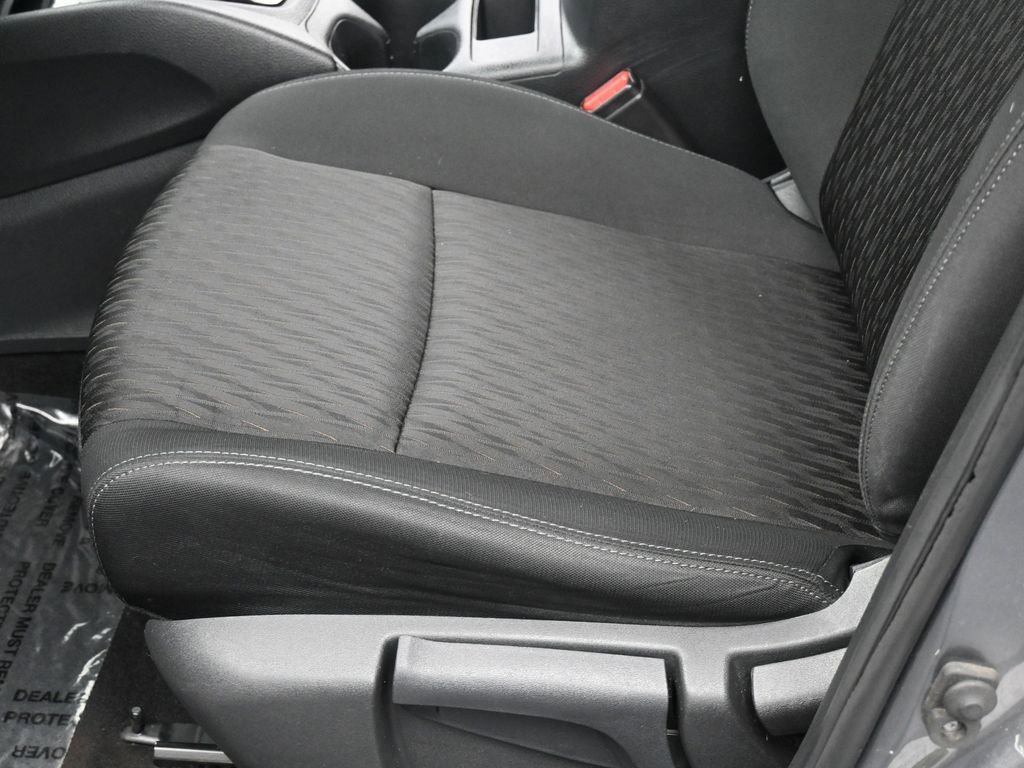 Used 2018 Nissan Rogue S image 17