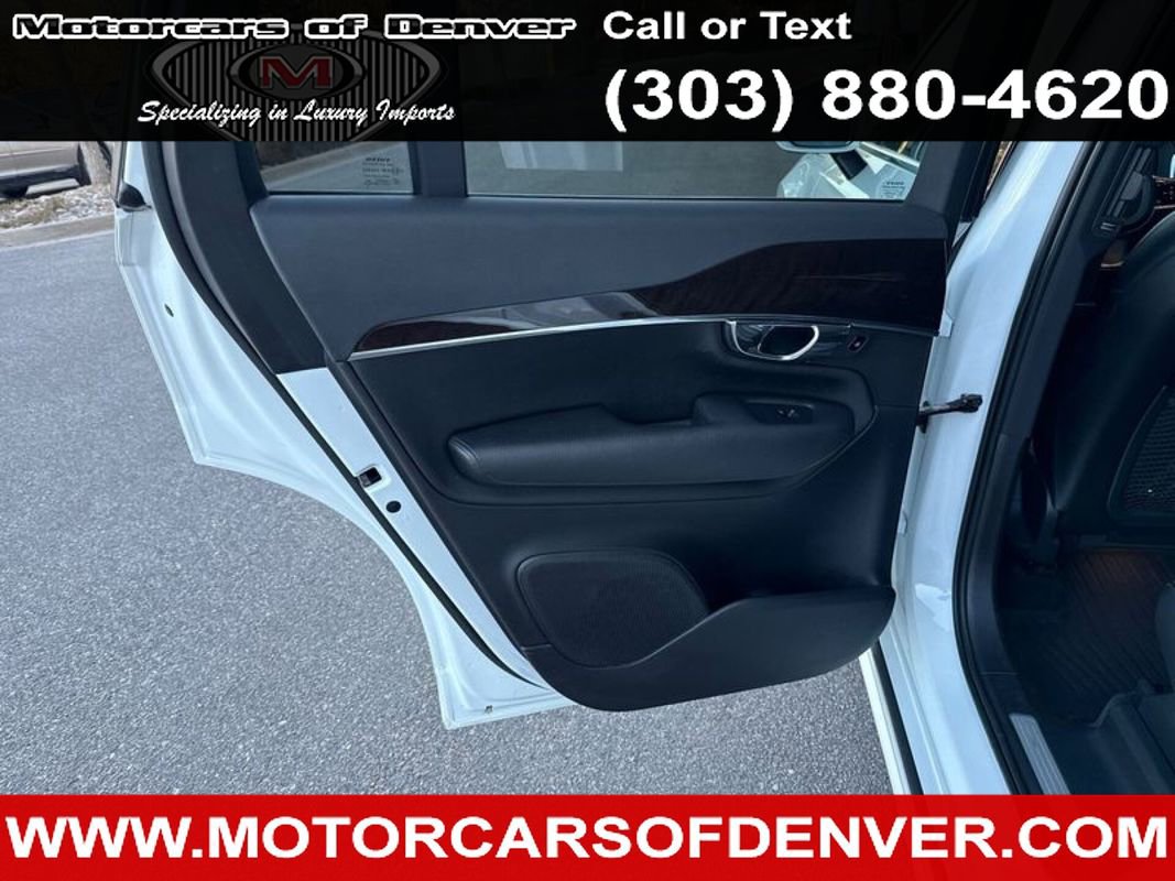 Used 2017 Volvo XC90 T6 Momentum w/ Vision Package image 23