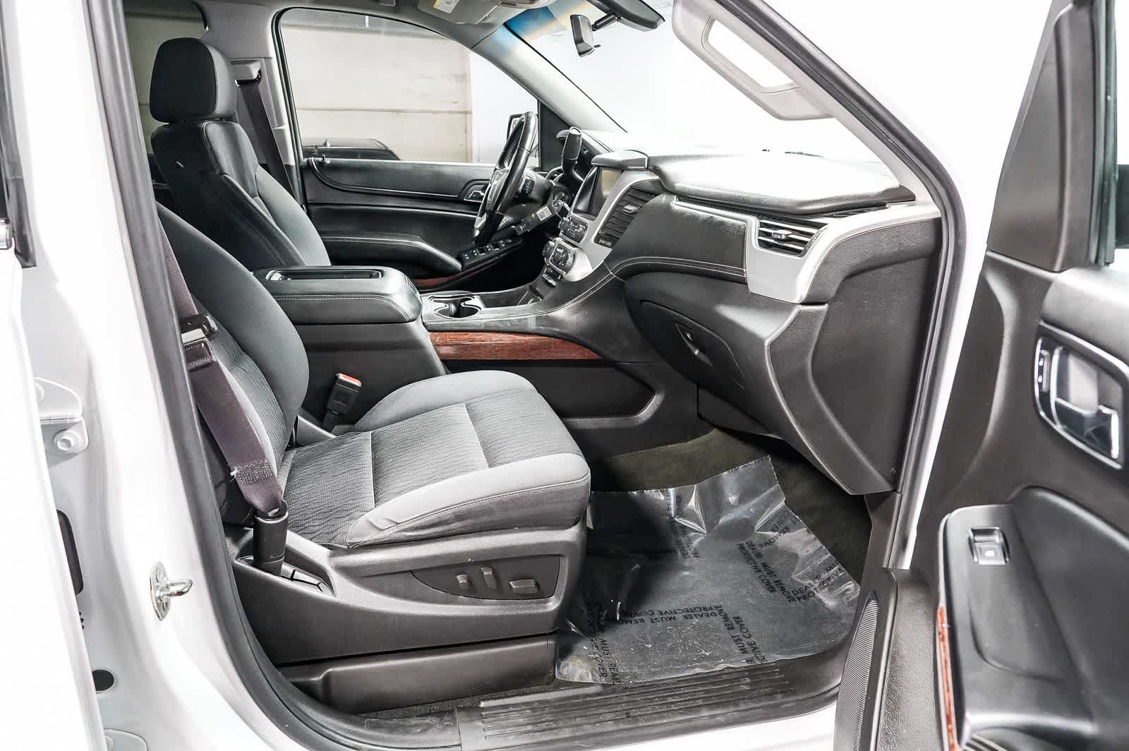 Used 2015 GMC Yukon SLE AWD/4WD image 16
