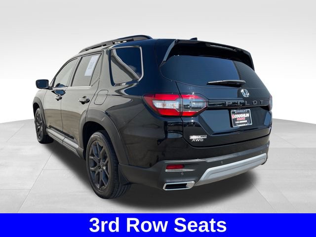 Used 2024 Honda Pilot Elite image 3
