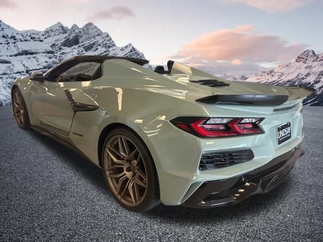 Used 2024 Chevrolet Corvette Z06 w/ Stealth Interior Trim Package image 6