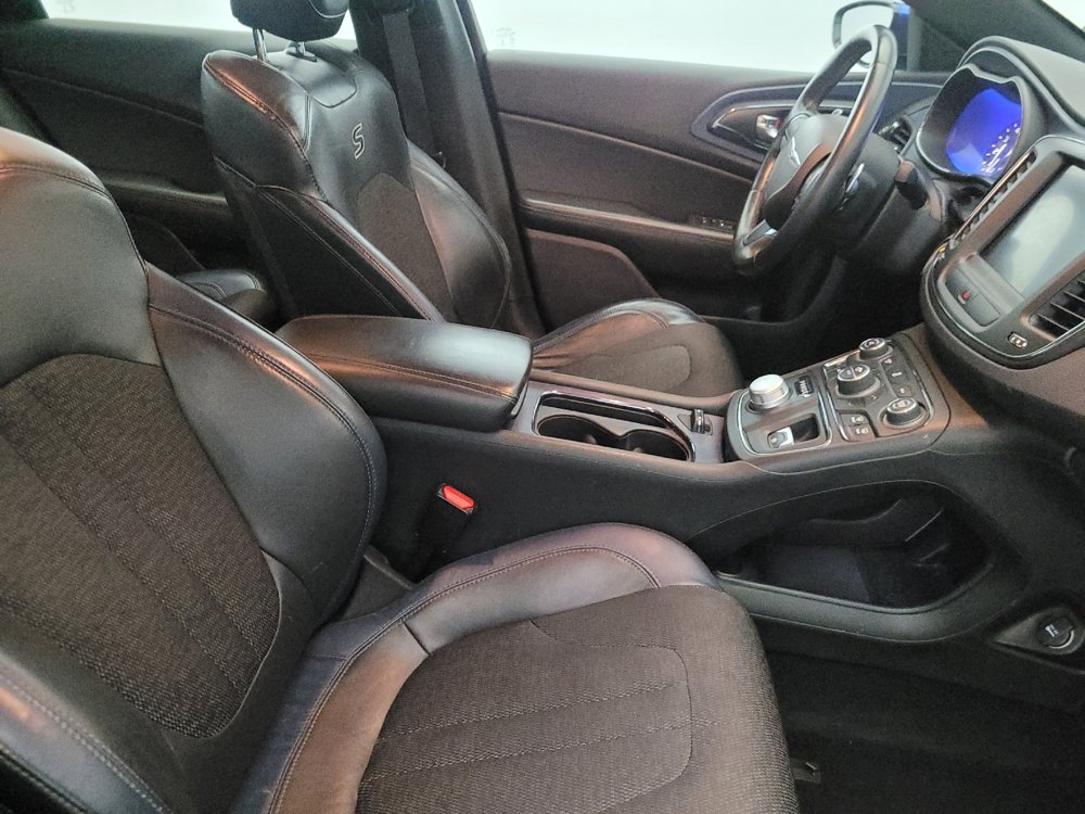 Used 2015 Chrysler 200 S w/ Navigation & Sound Group I image 21