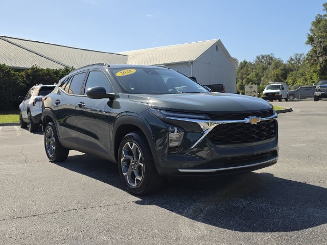 Certified 2026 Chevrolet Trax LT FWD image 2