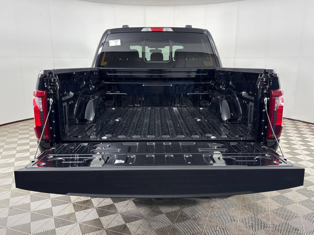 New 2026 Ford F150 XLT w/ Equipment Group 302A MID AWD/4WD image 24