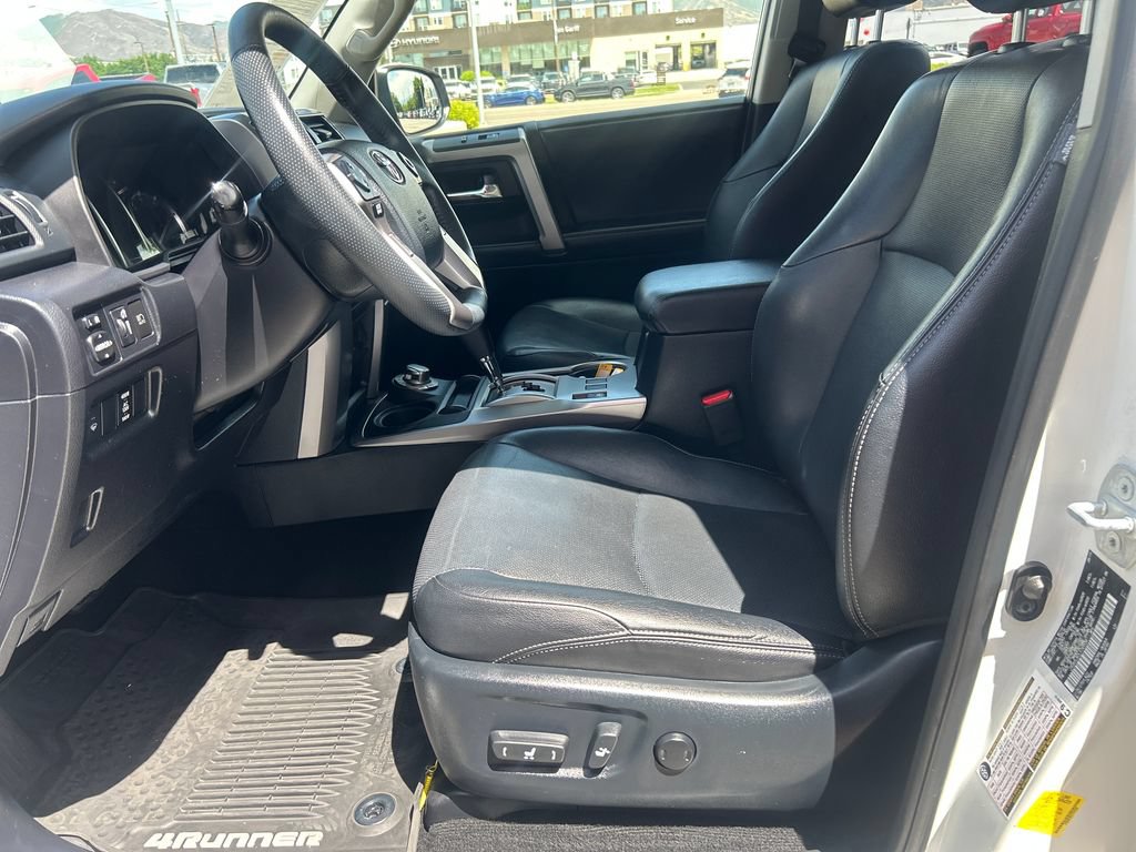 Certified 2020 Toyota 4Runner Limited AWD/4WD image 10